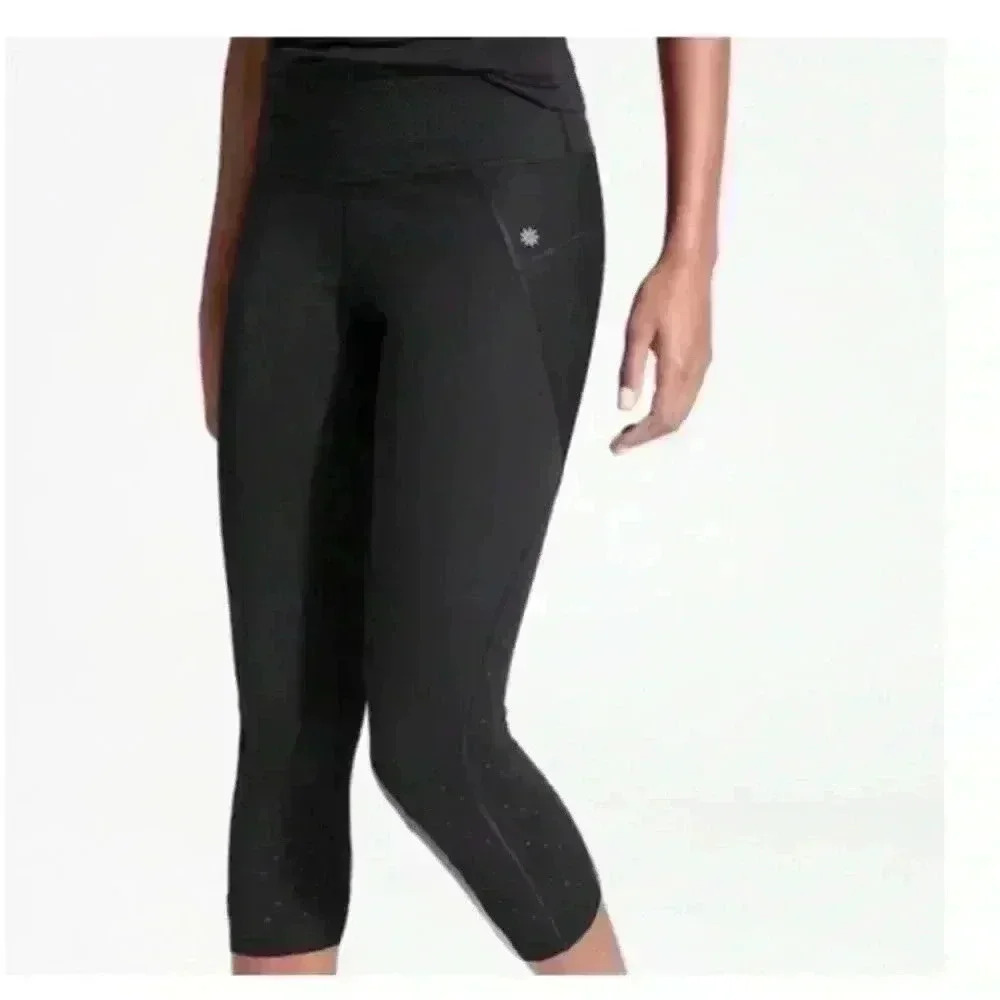 Athleta Women's Stealth Trucool Black Capri Laser Cut Leggings Size S